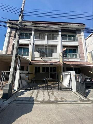 ให้เช่าทาวน์โฮม บ้านกลางเมืองลาดพร้าว 101 แยก 38ย่านโพธิ์แก้ว นวมินทร์ ใกล้เดอะมอลลบางกะปิ