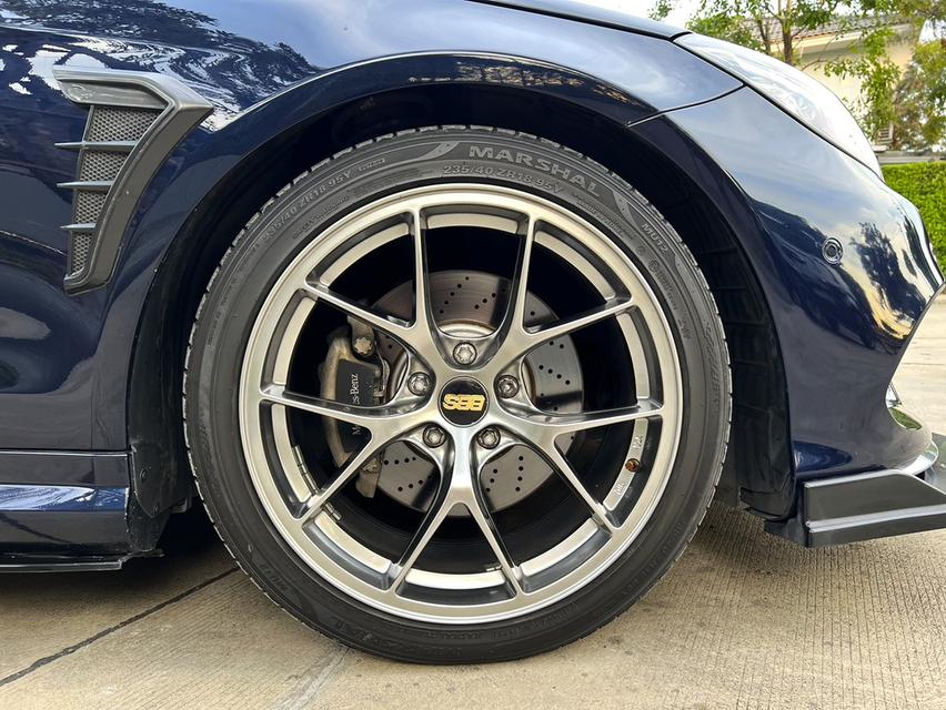 Benz E200 Coupe AMG ( Facelift ) ปี 2013 สภาพดี สีพิเศษ 11