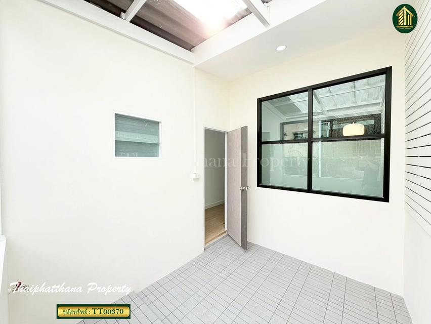 ทาวน์เฮ้าส์ เสนานิคม 1 ลาดปลาเค้า  10