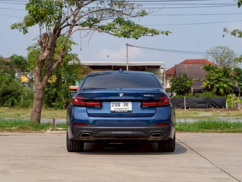 BMW 530e LCI Plug-in-Hybrid (G30) ปี จด 2022  17