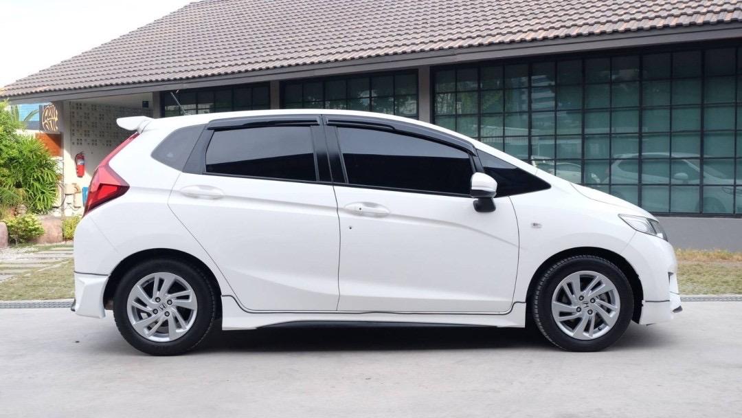 HONDA JAZZ  รุ่น  V+ ปี 2015 รหัส KN9554 4