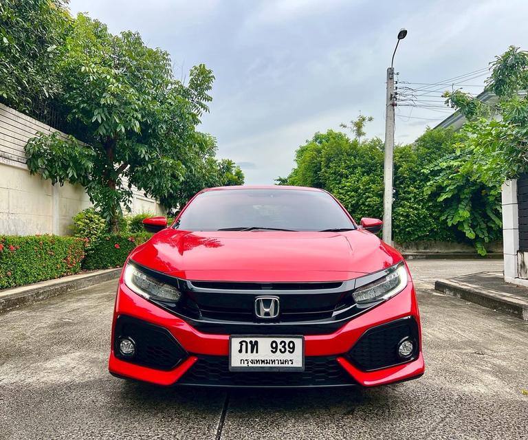 HONDA CIVIC FK 1.5 TURBO  ปี 2018 Top สีแดง  6