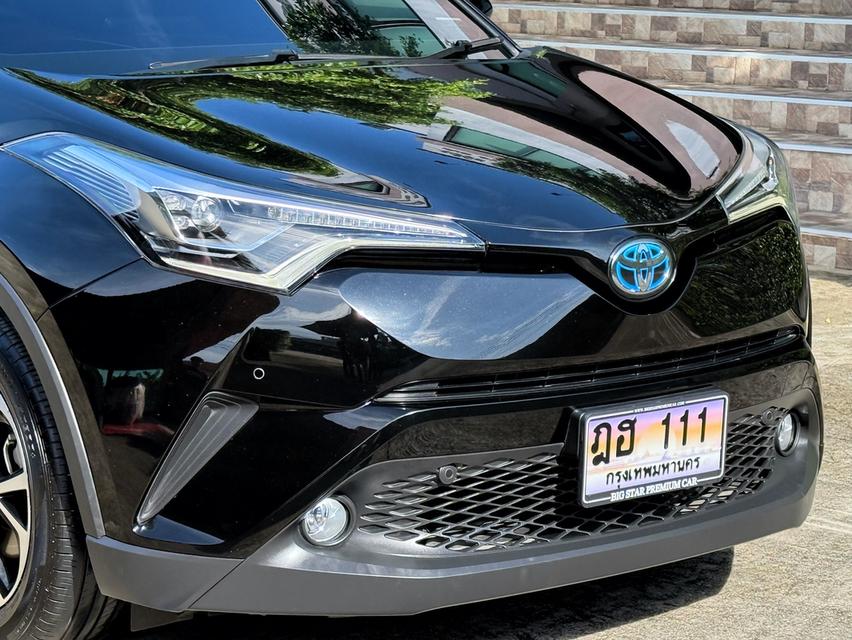 2020 TOYOTA CHR HV HI รถมือเดียวออกป้ายแดง รถวิ่งน้อย เข้าศูนย์ตามระยะ รถไม่เคยมีอุบัติเหตุครับ 8