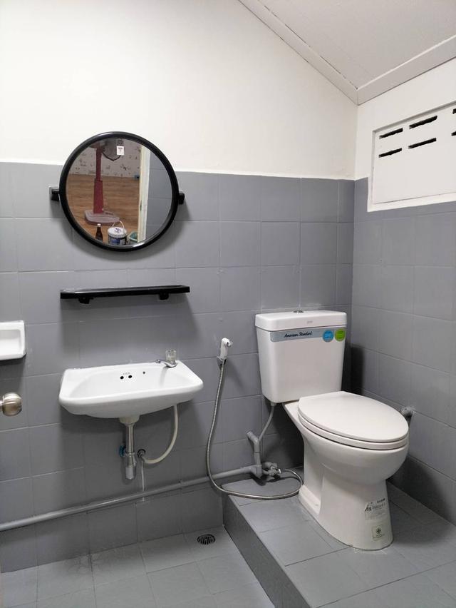 ทาวน์เฮาส์ชั้นเดียว มือสองสภาพใหม่ ทำเลชานเมือง  #สันกำแพง  - ราคา 1.05 ล้านบาท  🔥新建房屋出售 2 卧室 1 卫生间 - 价格  1.05 MB 🔥 7