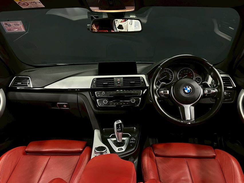 BMW 330e m sport ปี 2017 13