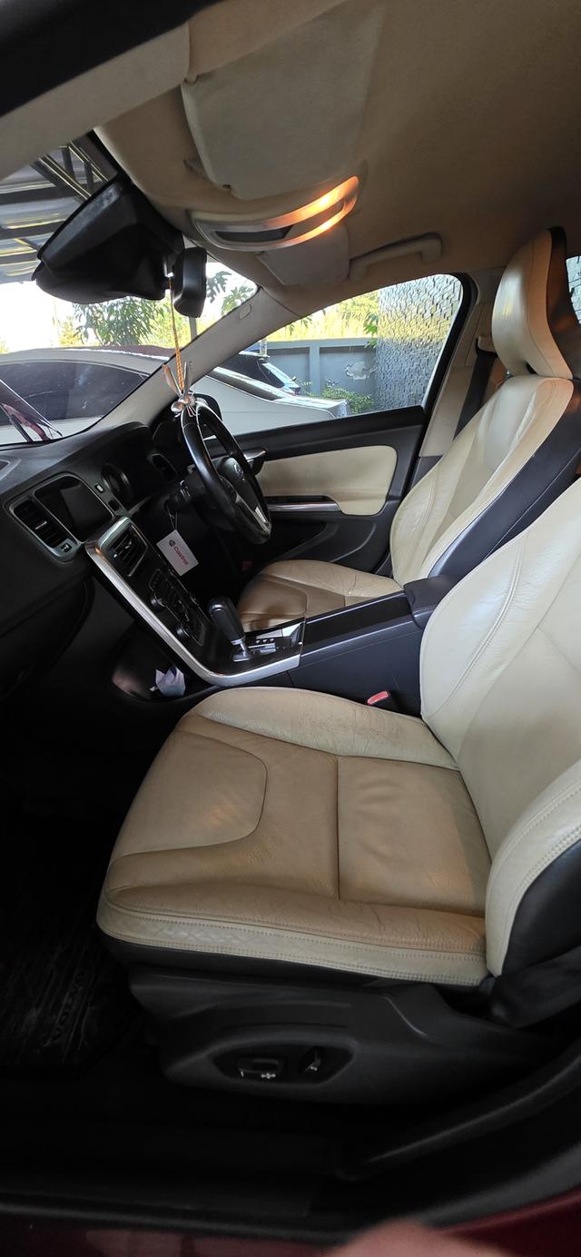 รถยนต์ volvo v60 มือสอง ปี2013 14