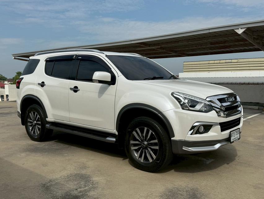 ISUZU MU-X The Iconic DVD Navi 1.9L DDi BluePower Turbo