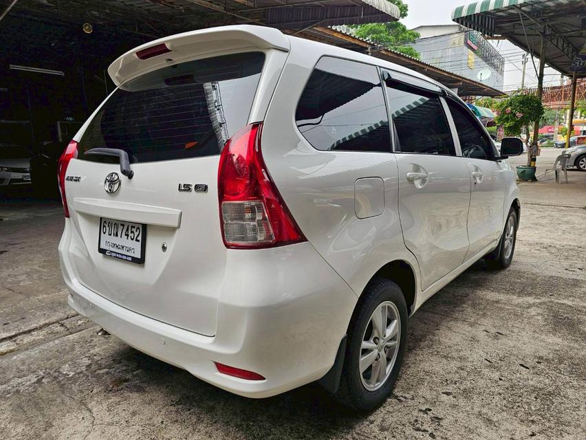 TOYOTA NEW AVANZA 1.5 G ปี 15 AT