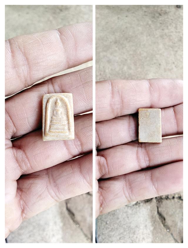 พระสมเด็จคะแนนผงน้ำมันหลวงพ่อกวย