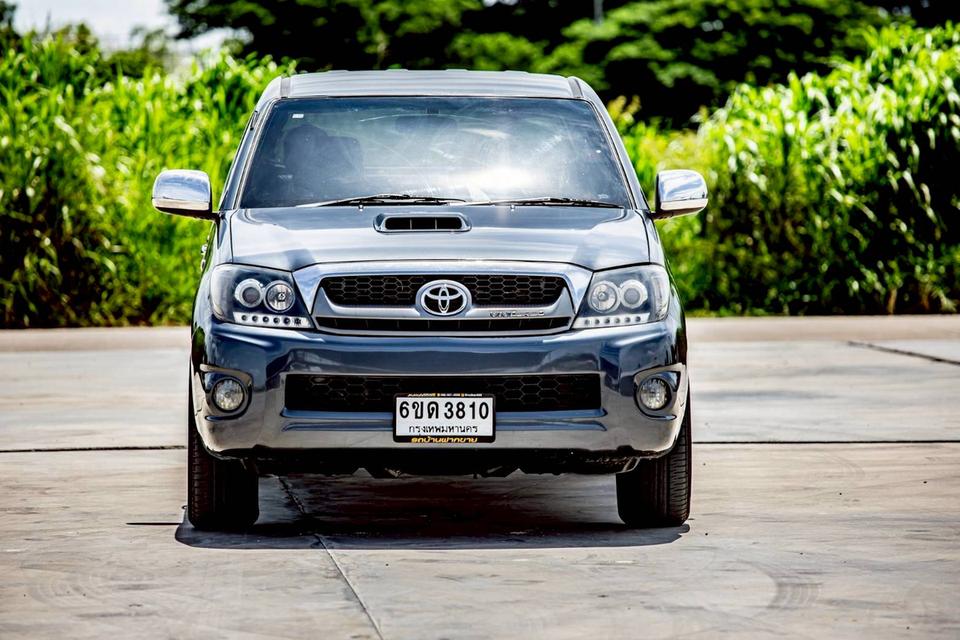 Toyota Vigo Double Cab 4 ประตู 2.5E ดีเซล ปี 2010 สีเทา