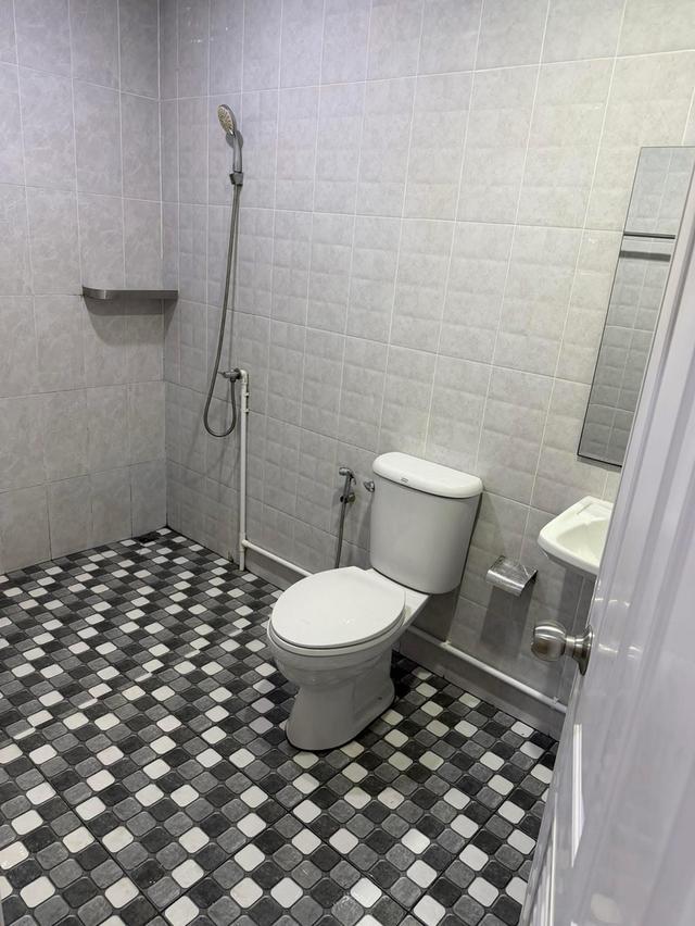 บ้านทาวน์โฮม2ชั้นใจกลางเมืองปราจีนบุรี 13