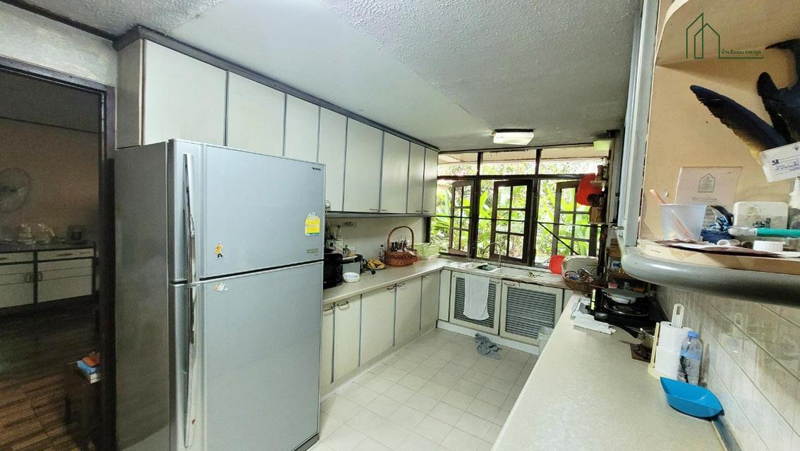บ้านเดี่ยว 2 ชั้นครึ่ง บนเนื้อที่ 288 ตรว. ซอยลาดพร้าว 101 วังทองหลาง บ้านสไตล์ฝรั่งเศส