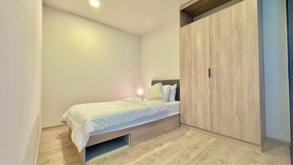 ห้องจริงสวยกว่าในรูปอีกนะ มาดูแล้วจะหลงรักทันที 💖 ให้เช่าคอนโดมิเนียมแล้ววันนี้ ✨ 8