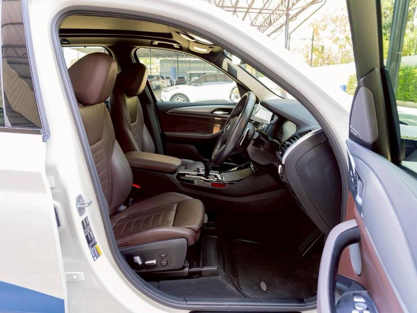 BMW X3 xDrive30e M Sport ปีจด 2021 เจ้าของเดียว รถสวยไม่มีอุบัติเหตุ รูปที่ 10