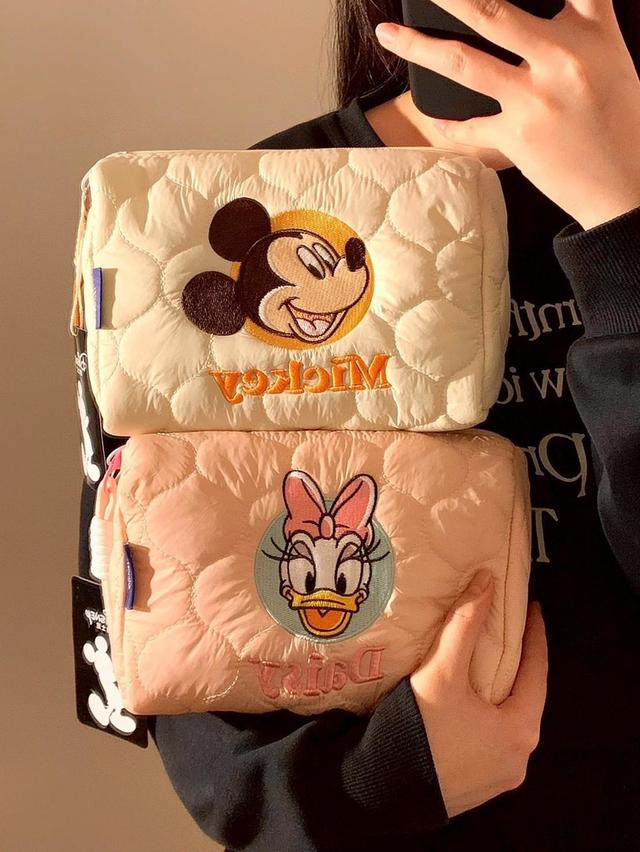 กระเป๋าเครื่องสำอางค์ลายการ์ตูนน่ารักๆ