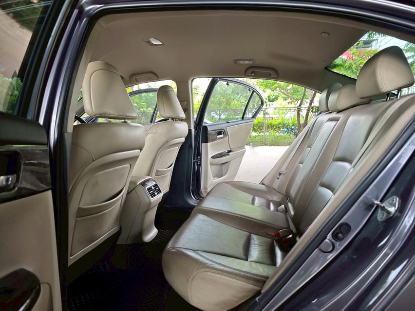 2014 Honda ACCORD 2.0EL รถมือเดียวพร้อมใช้ รูปที่ 10