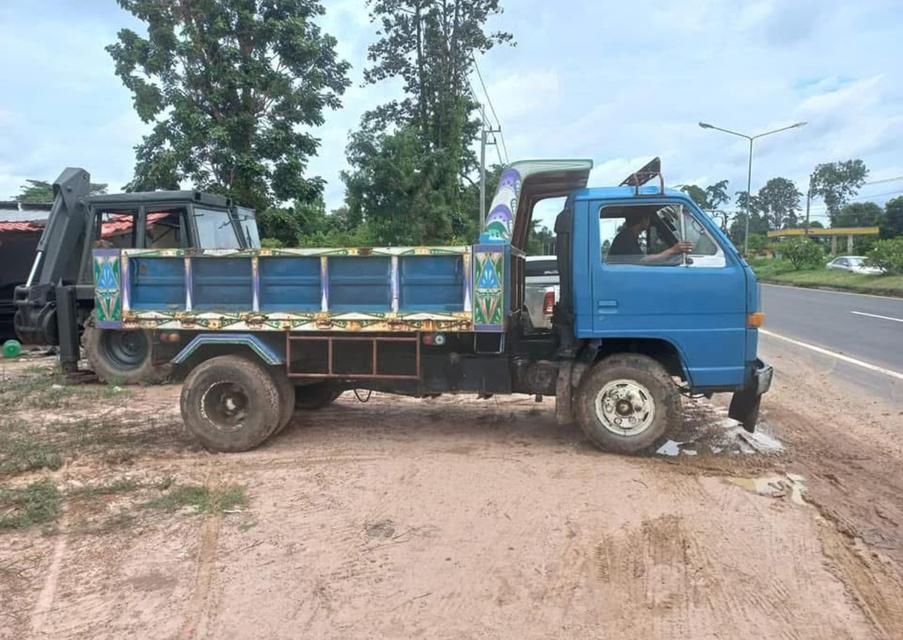 ขายรถ 6 ล้อดั้มพ์ ISUZU NPR115 2