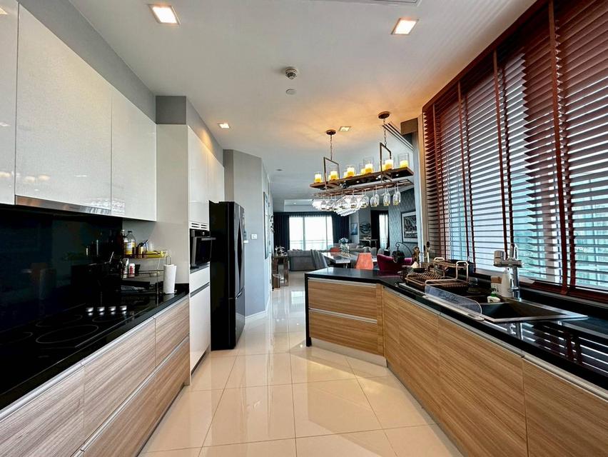 Reflection Jomtien beach Pattaya For rent 3 bedroom sea view 5 bathroom 1 stories room 1 kitchen Size 217 sqm. Building A, Floor 5 Rent 150,0 12