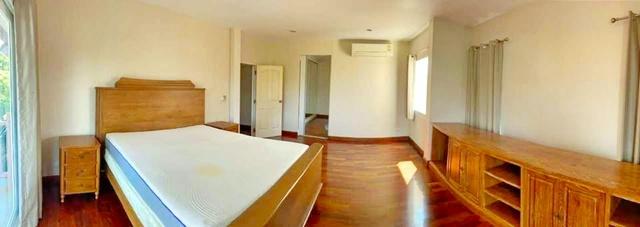 ให้เช่าบ้านเดี่ยว 2 ชั้น 5 นอน โรบินสัน ราชพฤกษ์ 2.4 กม. รพ.ปากเกร็ด 2 2.6 กม.พร้อมเรือนรับรอง หัวมุม 4น้ำ 121ตร.วา.พร้อ 2