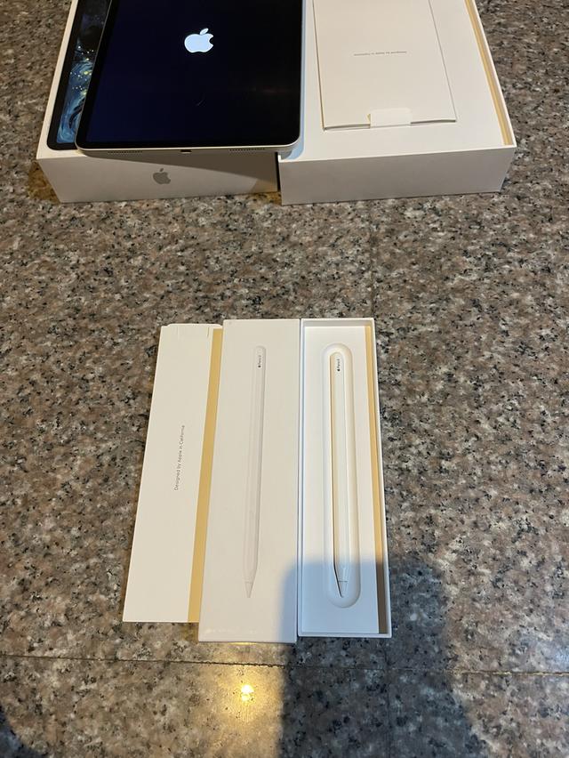 ขายApple Pencil Gen2ยกกล่องไร้รอยตกของแท้ใช้งานดีทุกๆฟังชั่นถูกๆ