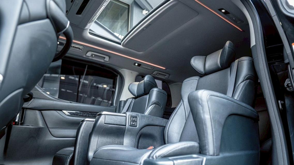 ขาย Toyota Alphard 2.5SC ปี19 13