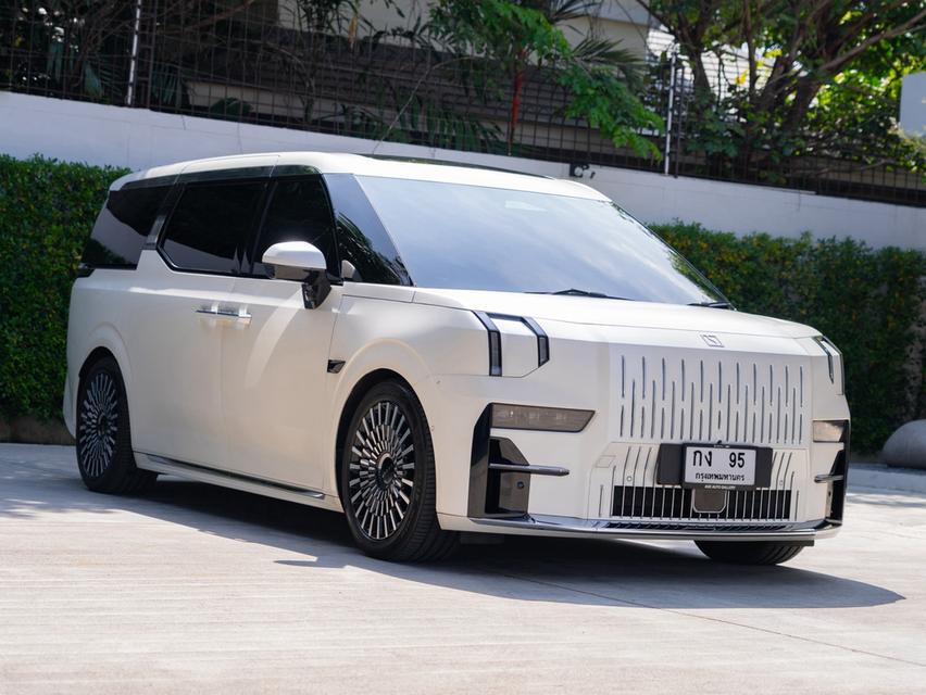 ZEEKR 009 Flagship 6-Seaters Dual Motors AWD ปี 2025 รูปที่ 3