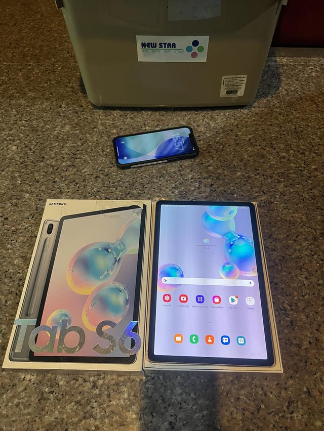 ขายๆๆๆถูกSamsungTabS6 ( จอAmoledแล้ว ) สีGray 128กิ๊กยกกล่องอีมี่ตรงสภาพสวยการใช้งานดีเยี่ยมทุกๆฟังชั่นเครื่องรีสโตได้ตลอดไม่มีติดแอคเค้าใดๆคับ ( จอสว