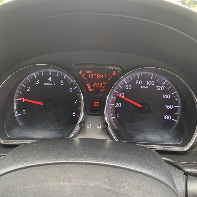 NISSAN ALMERA 1.2V AUTO 9