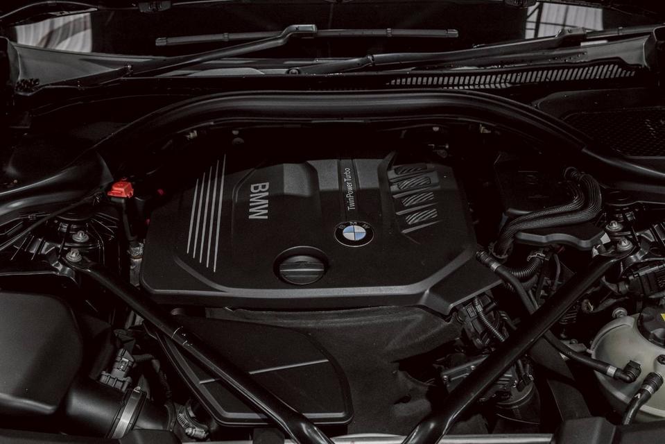 รหัสรถ 67GG8359 BMW 520d G30 Sport 2018 19