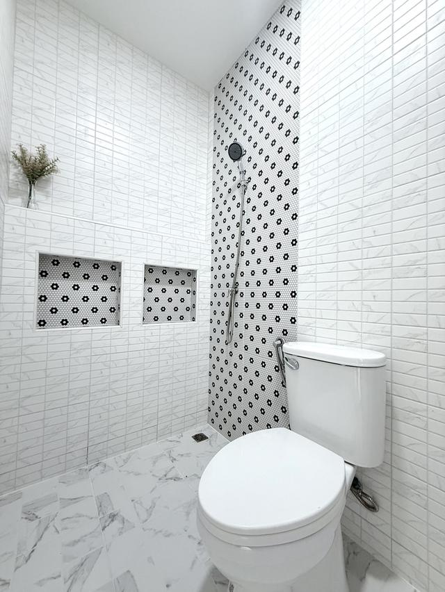 หมู่บ้านมารวย ร่มเกล้า 12