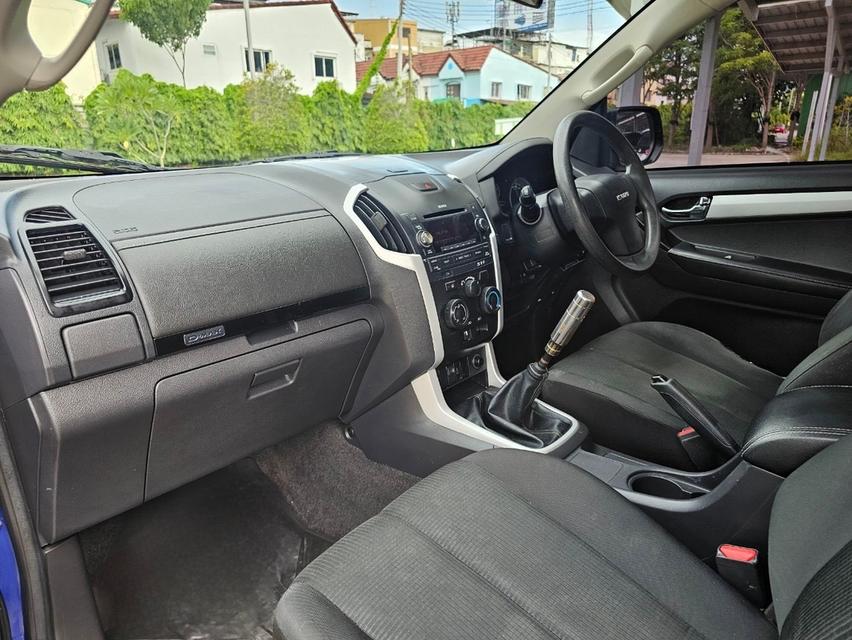 Isuzu  11