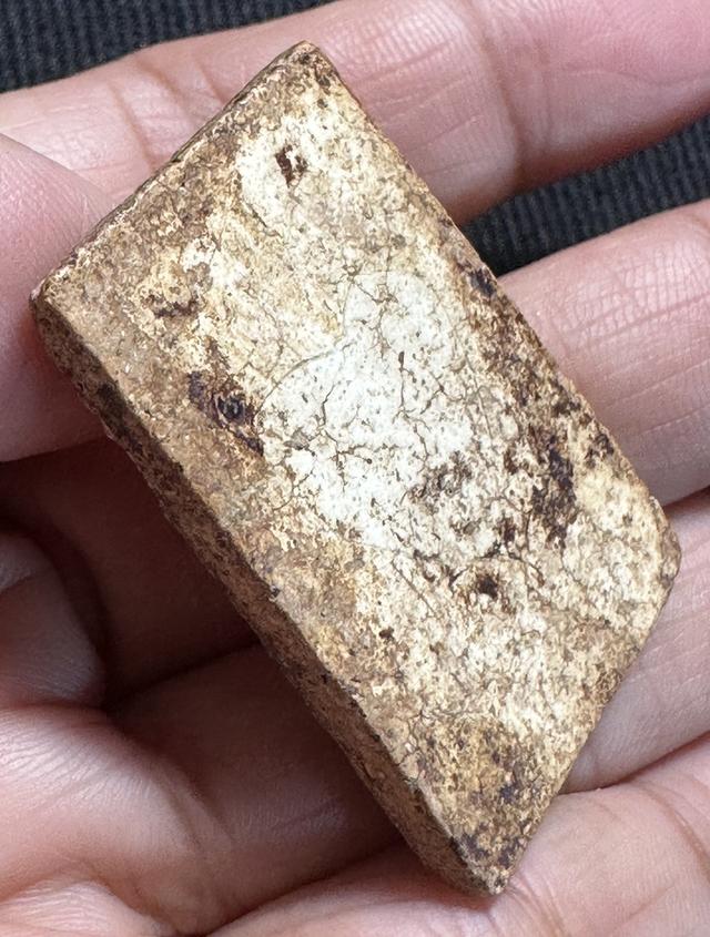 พระสมเด็จพิมพ์ใหญ่ เนื้อเก่าๆพระผ่านการบูชา รูปที่ 7