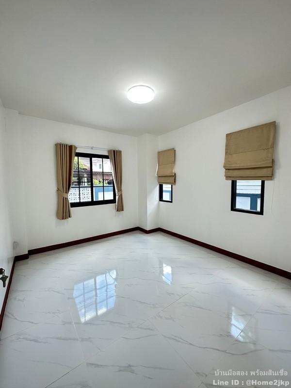 ฟลอร่าวิลล์ สุวินทวงศ์ 8