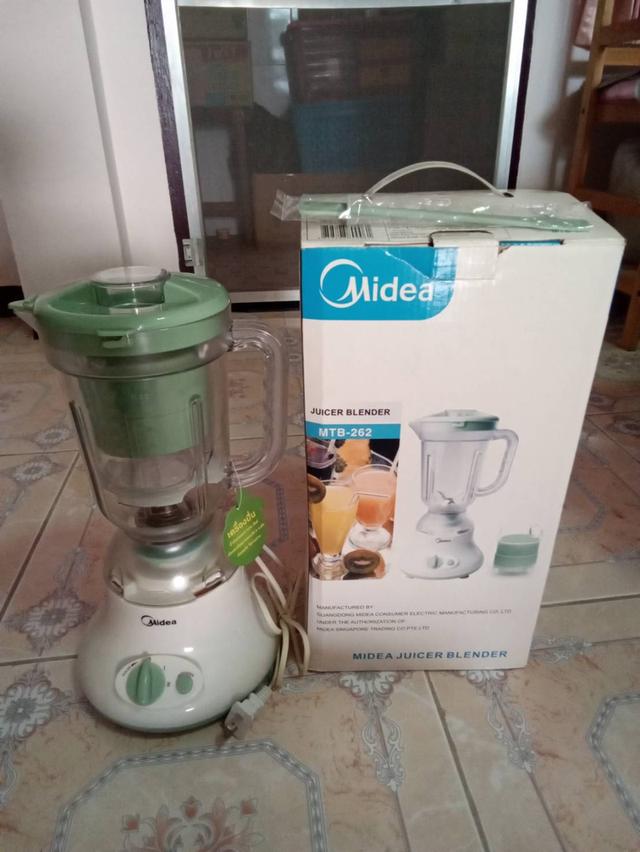 เครื่องปั่นน้ำผลไม้ Midea 2