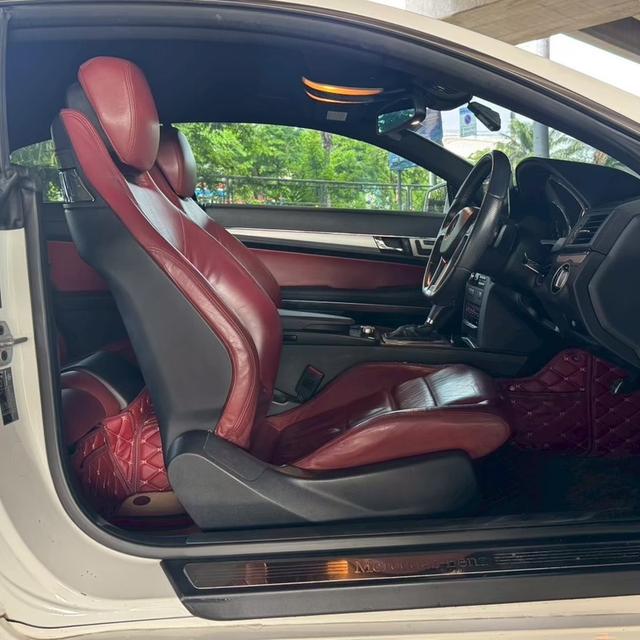 Mercedes-Benz E200 CGI Coupe W207 AT ปี 2015 15