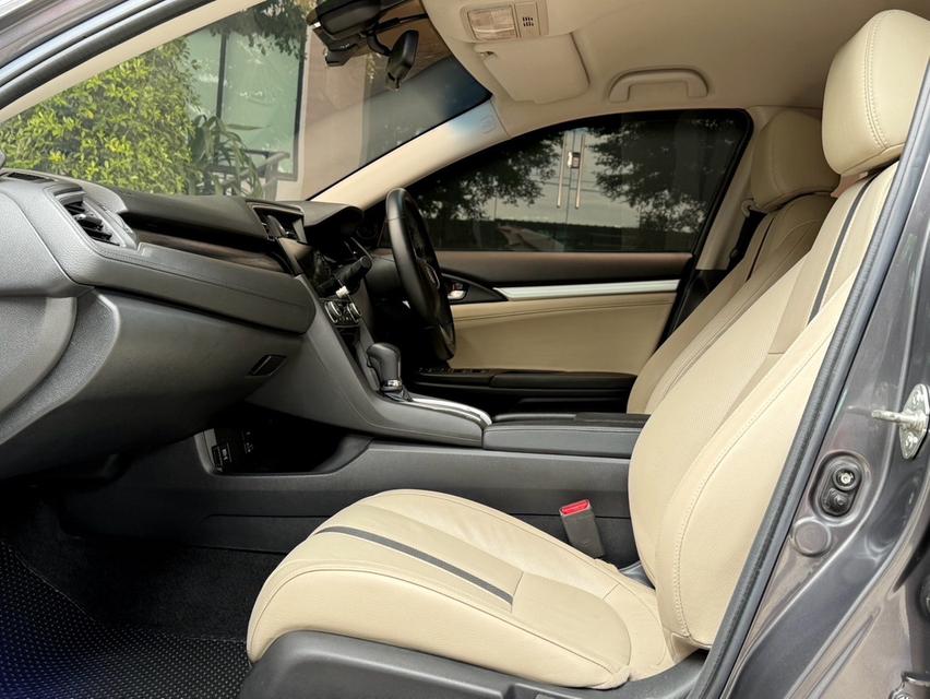 2020 HONDA CIVIC FC 1.8 EL MINORCHANGE รถมือเดียวออกป้ายแดง รถวิ่งน้อย เข้าศูนย์ทุกระยะครับ 13