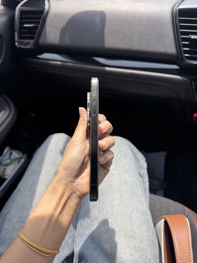 I phone 16 Pro