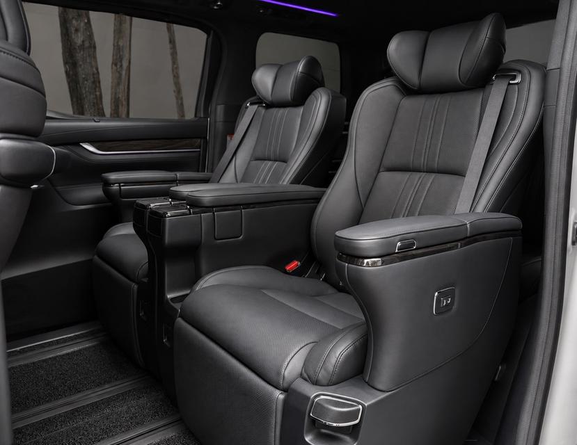 Lexus LM300h 2.5 Hybrid E-Four ปี 2021 สีขาว วิ่งน้อย 44,xxx กม. รถศูนย์ Lexus Thailand รูปที่ 11