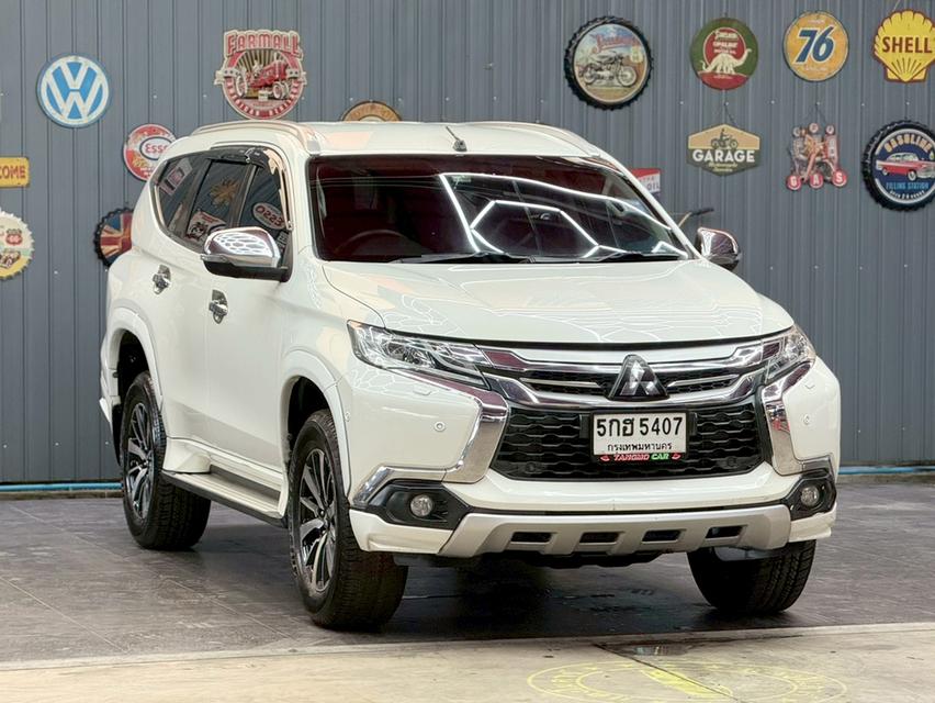 MITSUBISHI PAJERO 2.4 GT PREMIUM 4WD ปี 2017