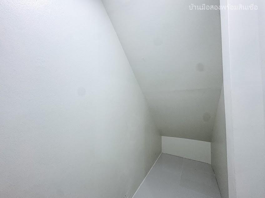 หมู่บ้าน 84 แมนชั่น ประดิษฐ์มนูธรรม 3 12