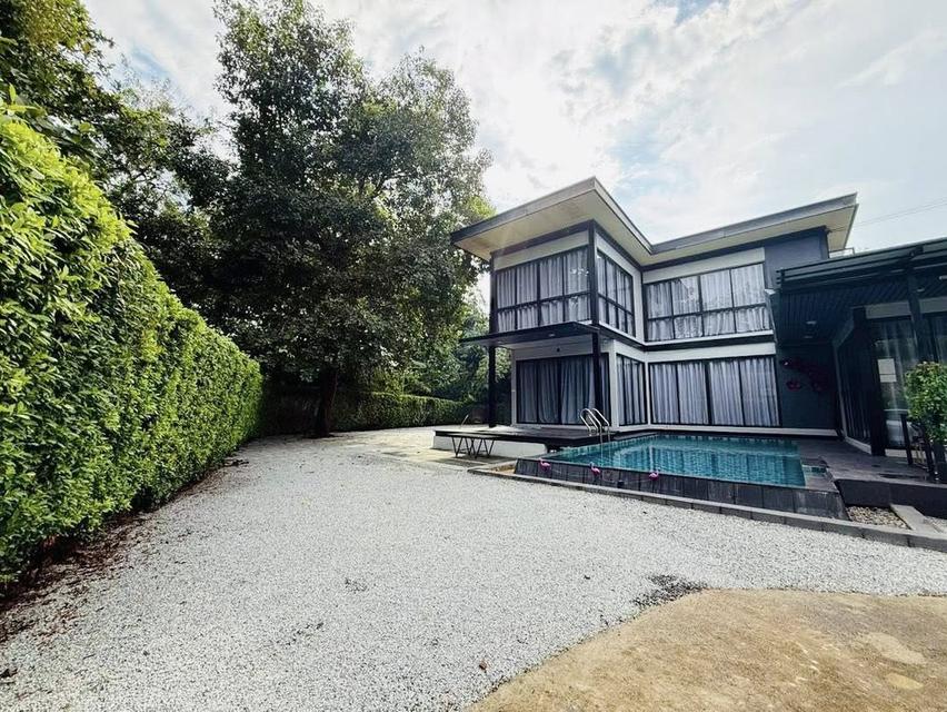 For sale pool villa style modern Pattaya 780 sqm. 18