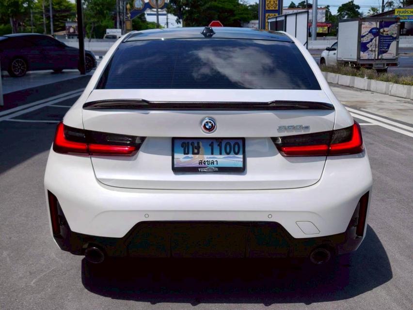 รหัสรถ KPV1100 🚘 BMW 330e M Sport LCI ปี 2023 (LCI Facelift)