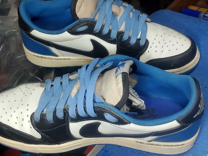 Air Jordan 1 low มือ2 สภาพ95+ สีขาว น้ำเงิน ดำ รูปที่ 7