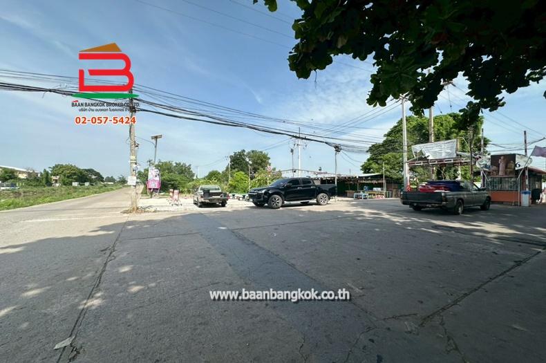 ทาวน์เฮาส์ หมู่บ้าน เจษฎา 6 เนื้อที่ 16 ตรว. ถนนพหลโยธิน ต.ลำไทร อ.วังน้อย จ.อยุธยา 11