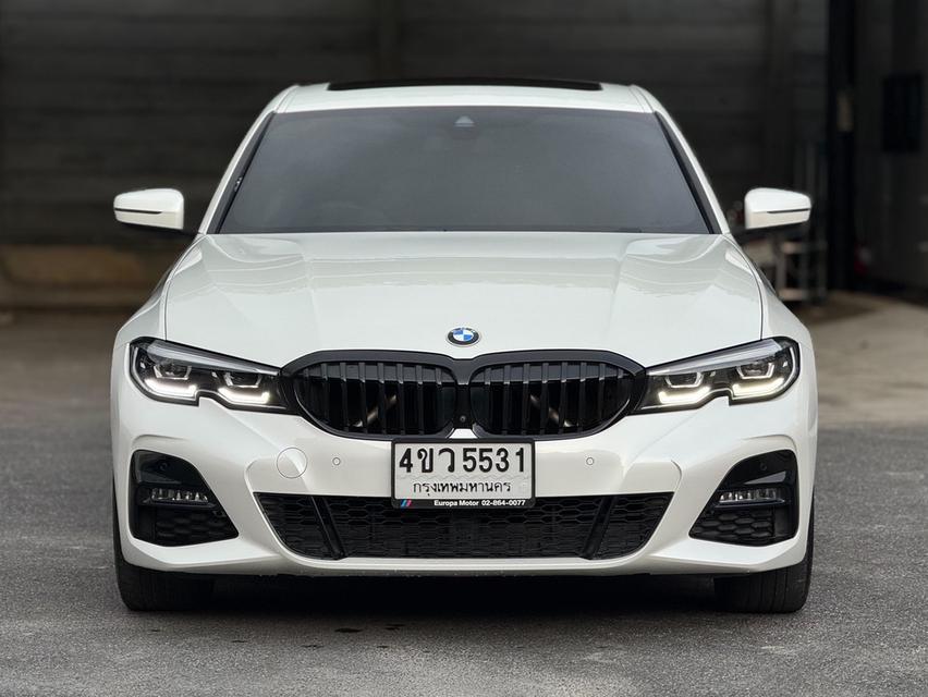 BMW 330e M Sport G20 ปี 2020สีขาว เกียร์ออโต้📌เลขไมล์ 94,700 กม.💰ราคา 990,000 บาท