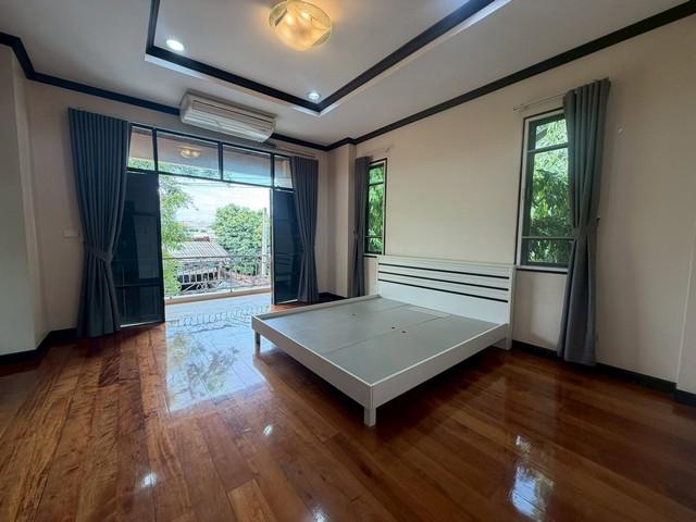 T26-1082 ให้เช่า บ้าน บ้านเดี่ยว 2 ชั้น 100 ตรว. เอกมัย 10 ( ซอยปรีดีพนมยงค์ 25) 90000 บาทต่อเดือน ชั้นที่ 1 ชั้นทั้งหมด 7