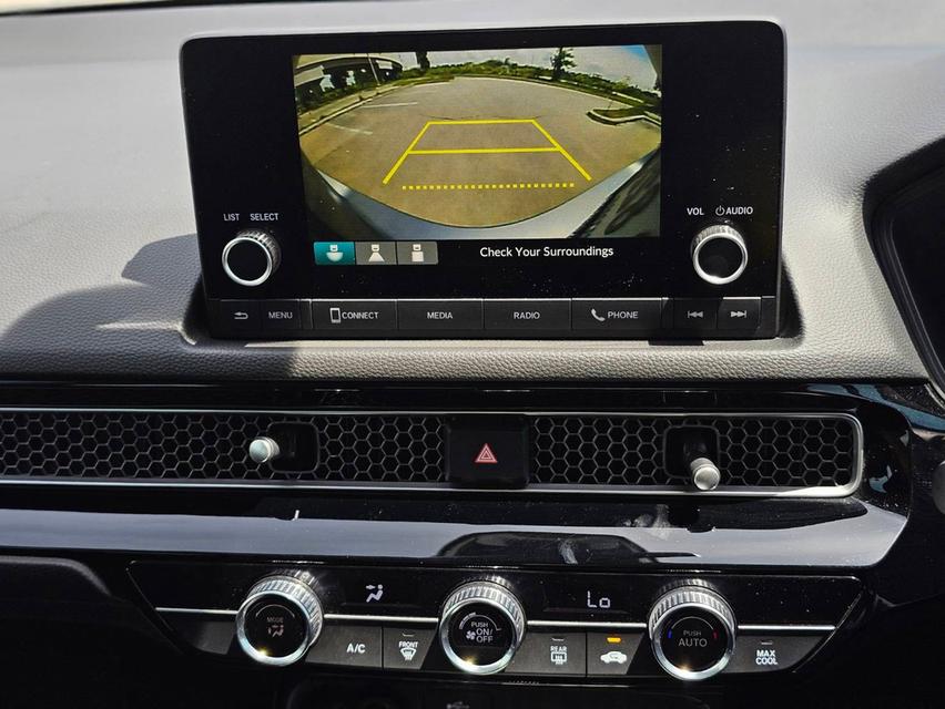 NEW HONDA CIVIC FE Sedan 4dr EL CVT FWD 1.5 Y22. สีเทา    เกียร์ออโต้  15