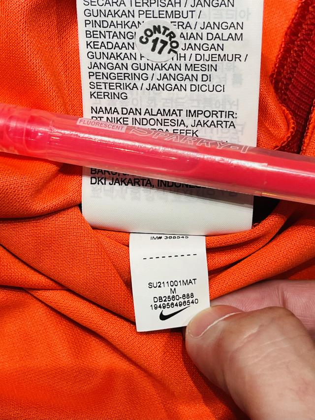 เสื้อบอล Liverpool ปี 2021-22 ของแท้ (มือ1) Size M 21x29 ส่งฟรี รูปที่ 5