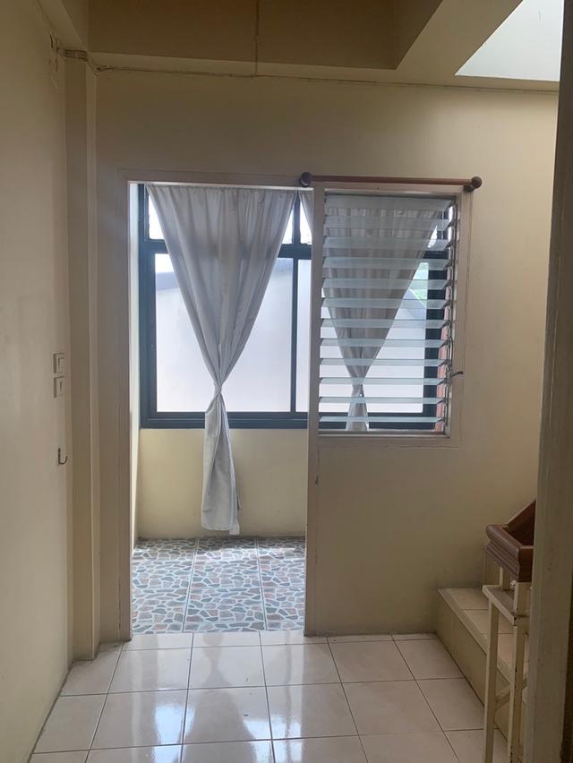 บ้าน อาคารพาณิชย์ 3ชั้นครึ่ง ต่อเติมเพิ่มเป็น4ชั้น หน้าปากซอยเป็นรถไฟฟ้า ซอยมีทางลัดออกเส้นบางนา-ตราดได้ ใกล้เมกาบางนา เจ้าของขายเอง 7