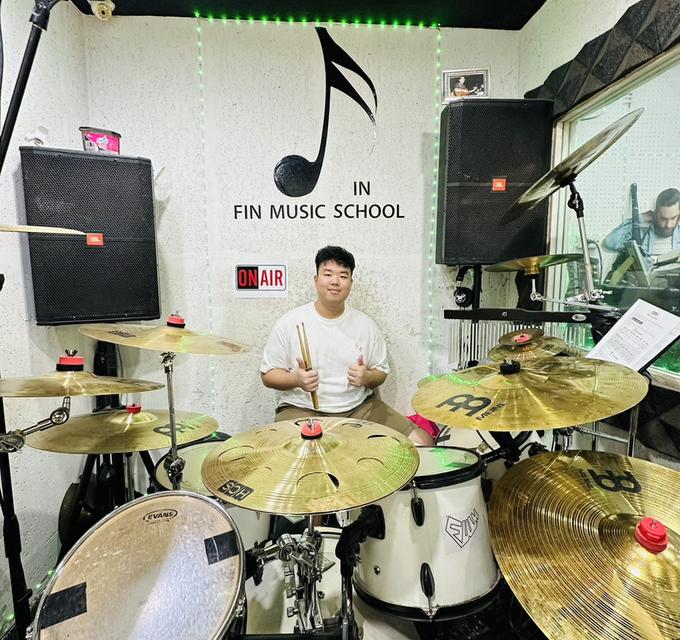 รับสอนกลอง ที่ Fin Music School รูปที่ 16